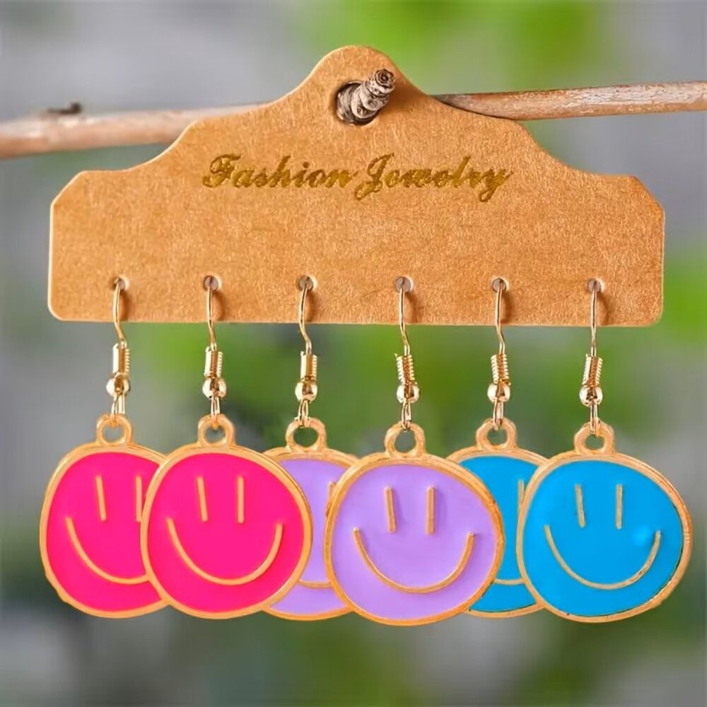 Cheerful Multi Color Enamel Happy Smiley Smile Face Earrings Z240